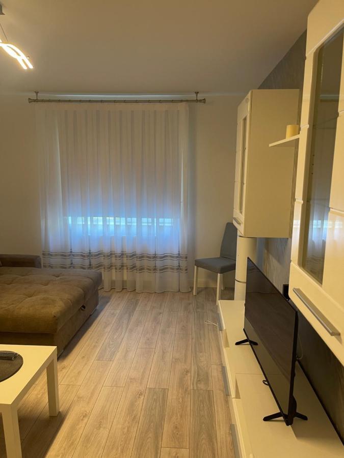 Apartament Incantator In Roman Extérieur photo